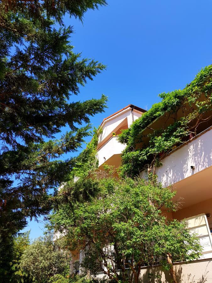 Apartaments Victoria Porec Exterior photo